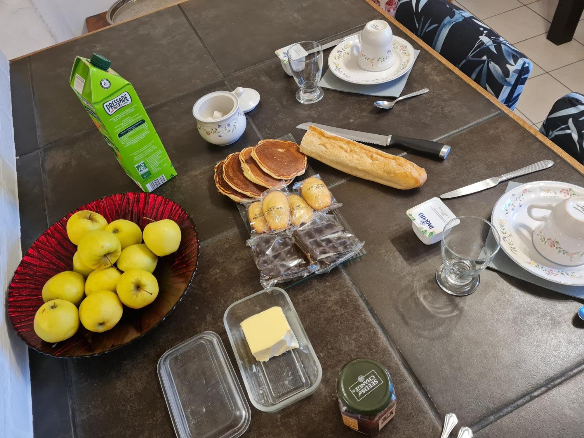 Bed and Breakfast Chez Malia Saint-Nicolas-des-Motets Екстер'єр фото